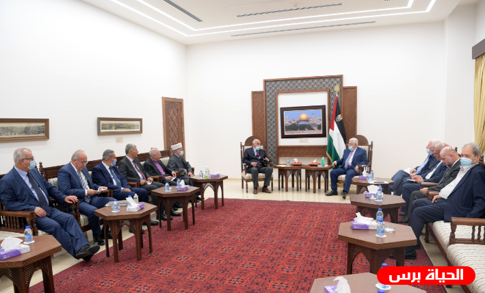 الرئيس عباس يلتقي وفد مبادرة 